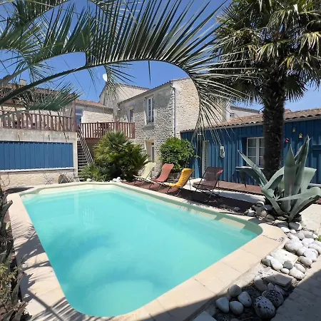 شقة Avec Piscine Au Coeur De St Georges *