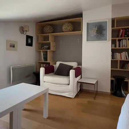 Avec Piscine Au Coeur De St Georges * سا جورج دوليه