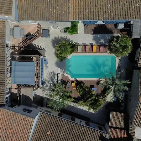 Avec Piscine Au Coeur De St Georges * سا جورج دوليه